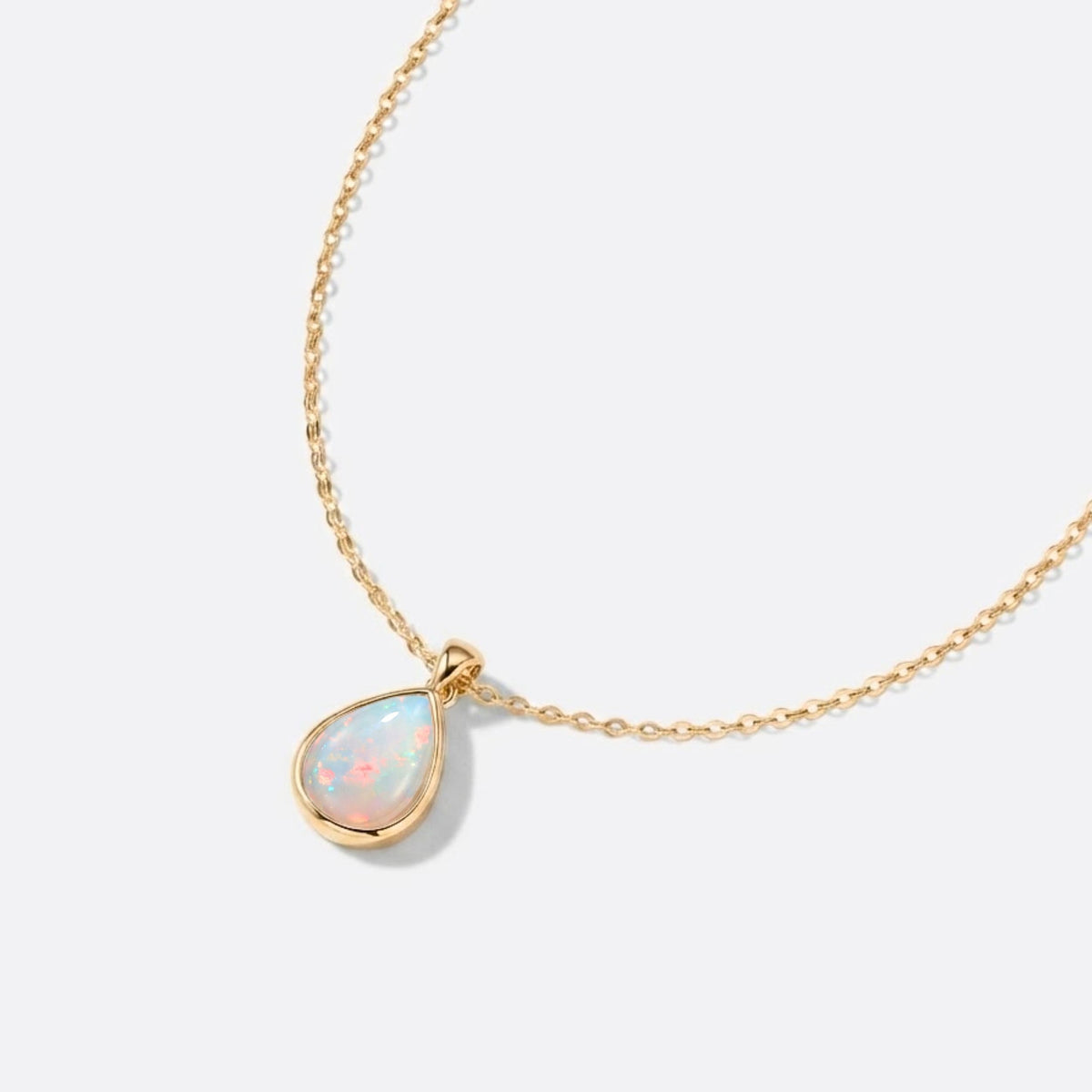 White Opal / Yellow Gold