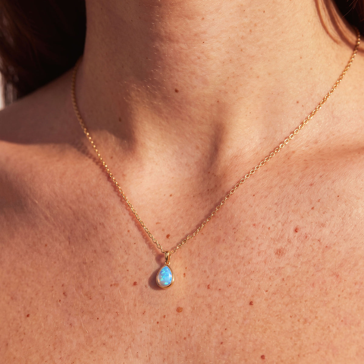 True Flame Pear Necklace Crystal Opal Gold