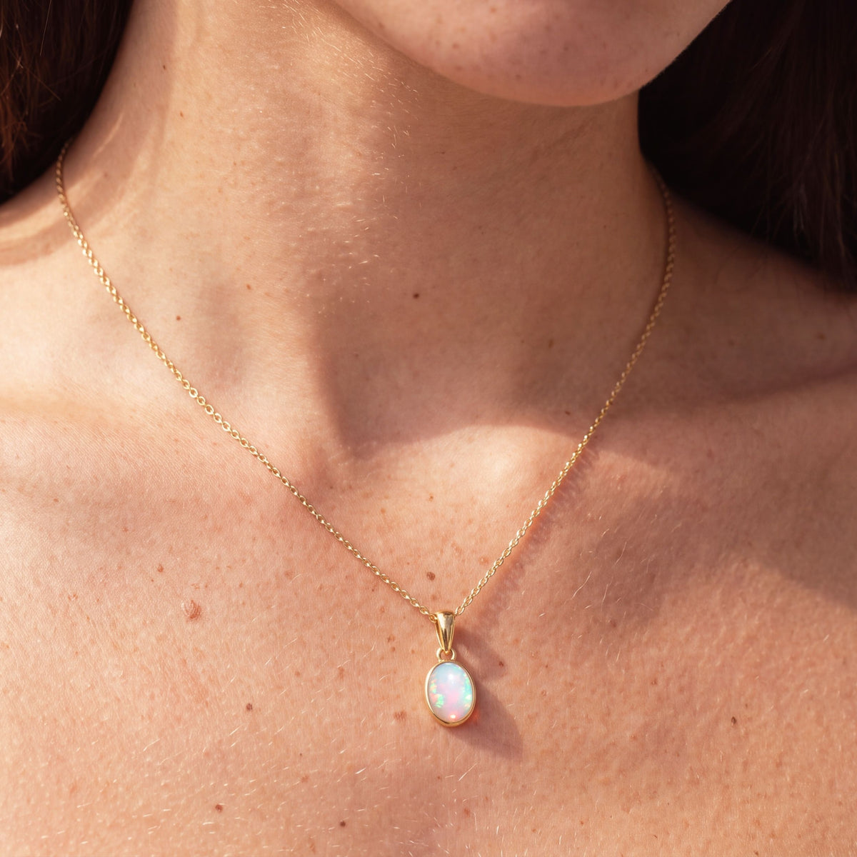True Flame Oval Necklace White Opal Gold