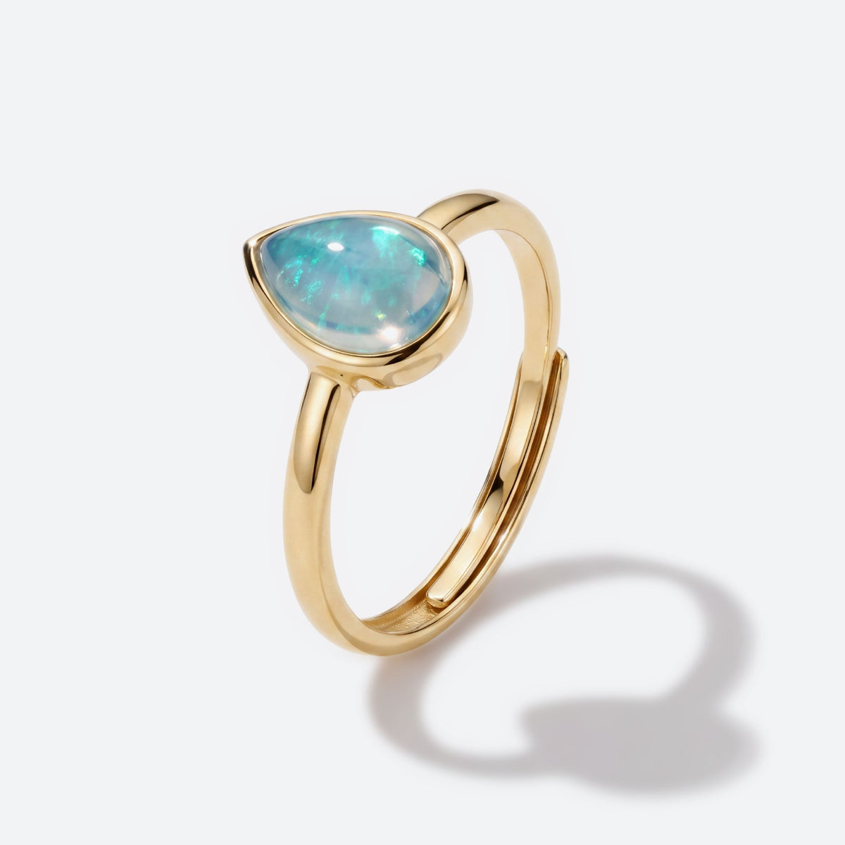 Crystal Opal / Yellow Gold