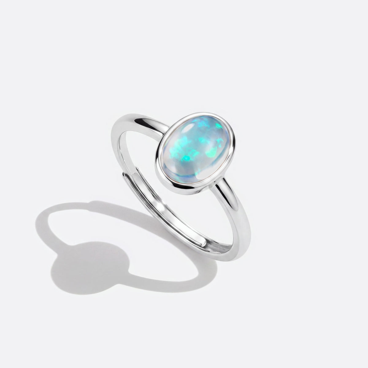 True Flame Round Ring Crystal Opal Oro
