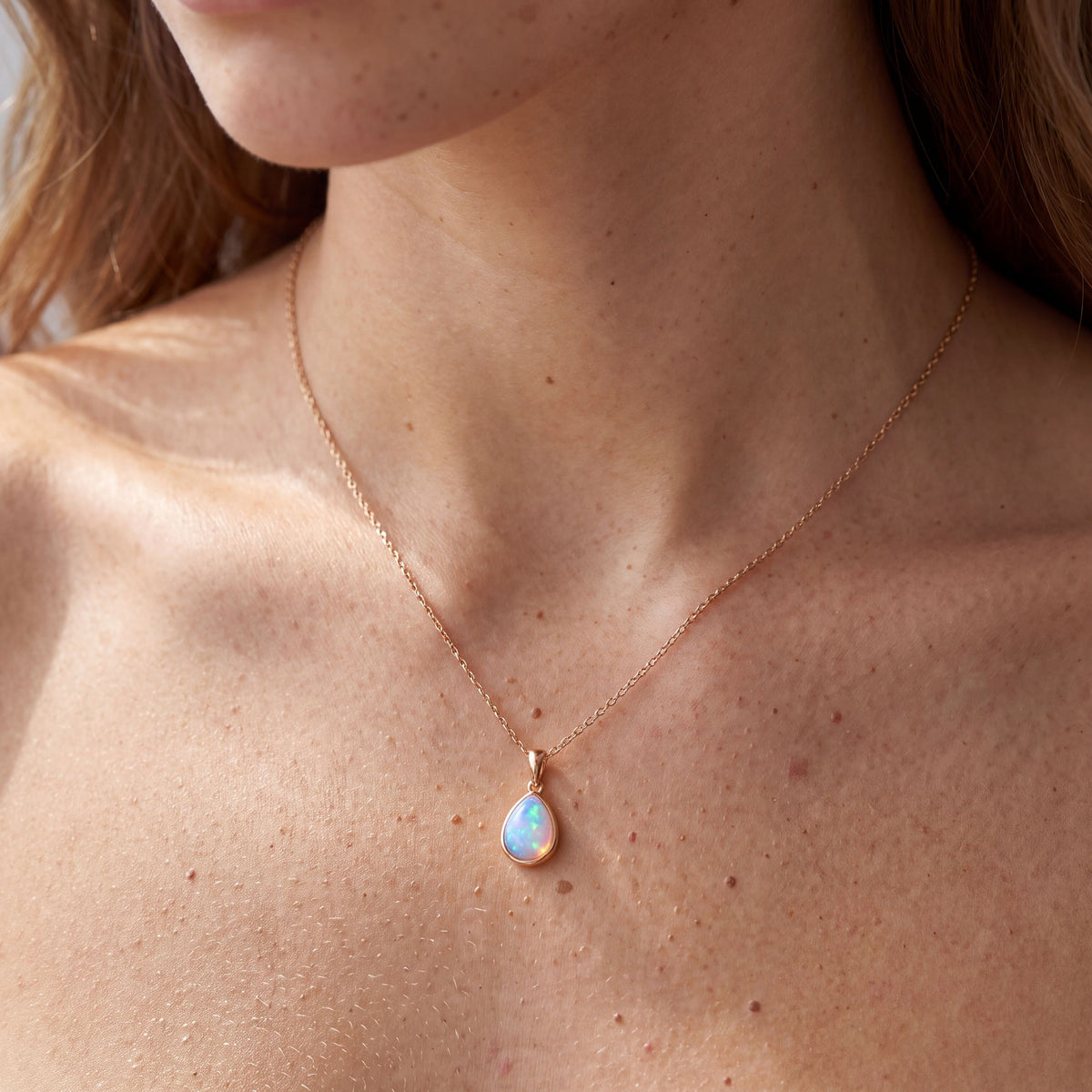 True Flame Pear Necklace Crystal Opal Rosé-Gold